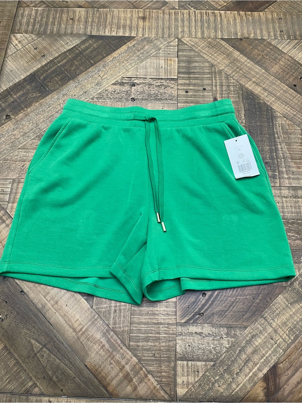 NWT Crown & Ivy Women's Solid Elastic Waist Athleisure Shorts